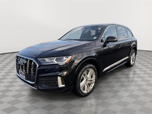 2021 Audi Q7 45 Premium Plus