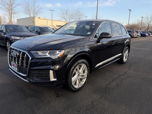 2021 Audi Q7 45 Premium Plus