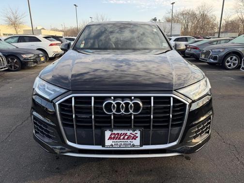 2021 Audi Q7 45 Premium Plus