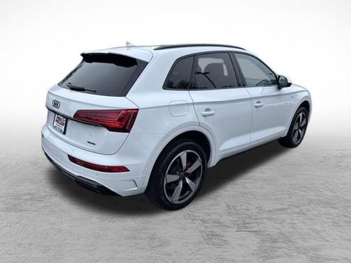 2024 Audi Q5 45 S line quattro Premium