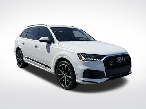 Carrara White 2023 Audi Q7 55 Premium Plus