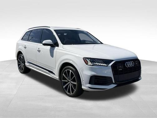 Carrara White 2023 Audi Q7 55 Premium Plus