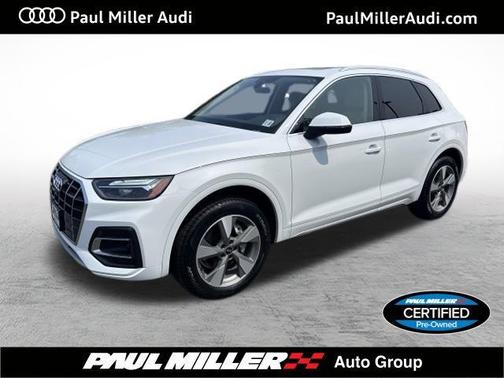 2022 Audi Q5 40 Premium Plus