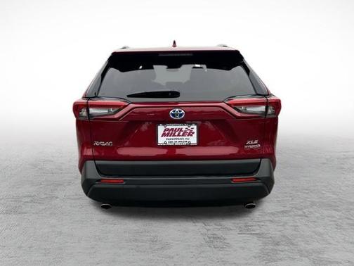 2019 Toyota RAV4 Hybrid XLE
