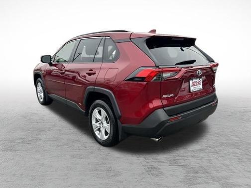 2019 Toyota RAV4 Hybrid XLE