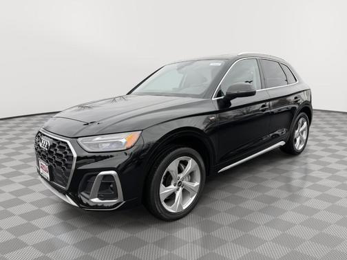 2023 Audi Q5 45 S line Premium Plus
