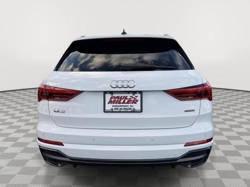 2022 Audi Q3 45 S line Premium Plus