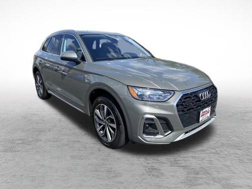 2024 Audi Q5 45 S line quattro Premium