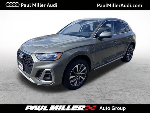 2024 Audi Q5 45 S line quattro Premium