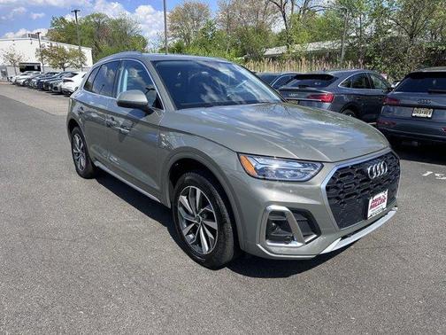 2024 Audi Q5 45 S line quattro Premium