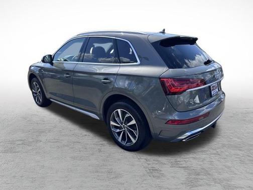 2024 Audi Q5 45 S line quattro Premium