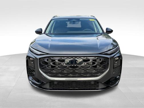 Daytona Gray Pearl 2026 Audi Q3 S line