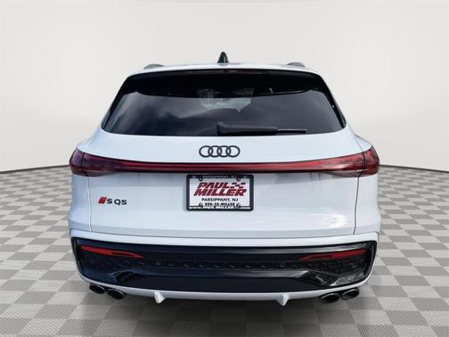 2025 Audi SQ5 3.0T quattro Premium