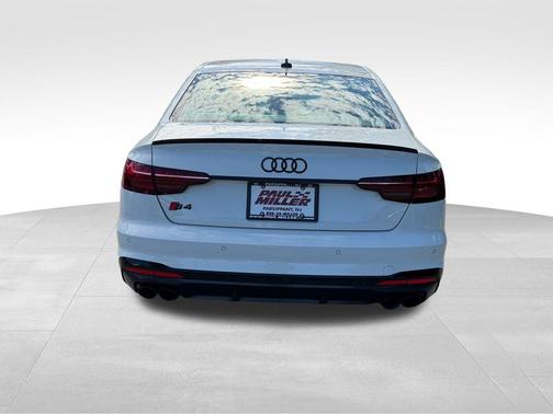 Glacier White Metallic 2024 Audi S4 3.0T Premium