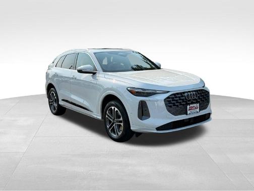 Glacier White Metallic 2025 Audi Q5 2.0T quattro Premium