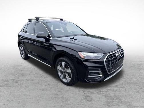 2023 Audi Q5 40 Premium Plus