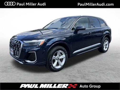 2025 Audi Q7 55 Premium