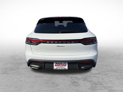 2023 Porsche Macan T