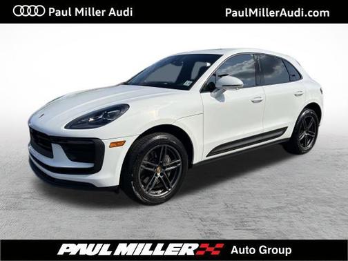 2023 Porsche Macan T