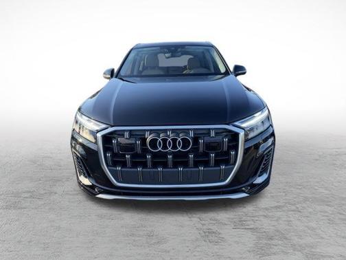 2025 Audi Q7 45 Premium