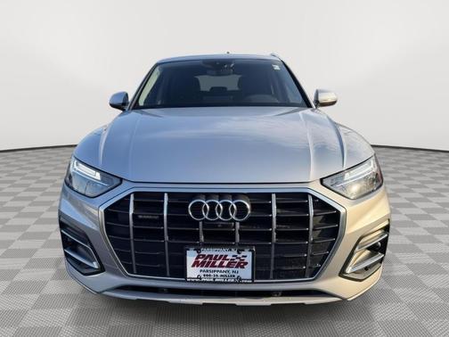 2023 Audi Q5 40 Premium Plus