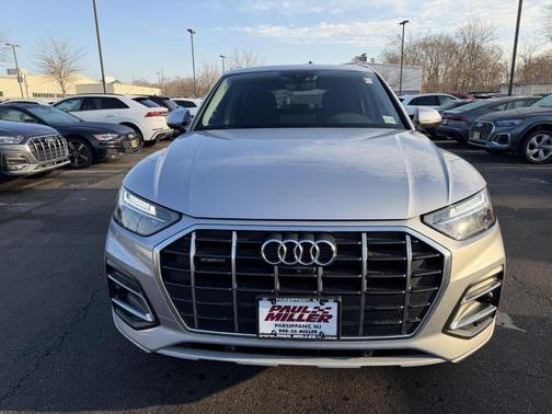 2023 Audi Q5 40 Premium Plus