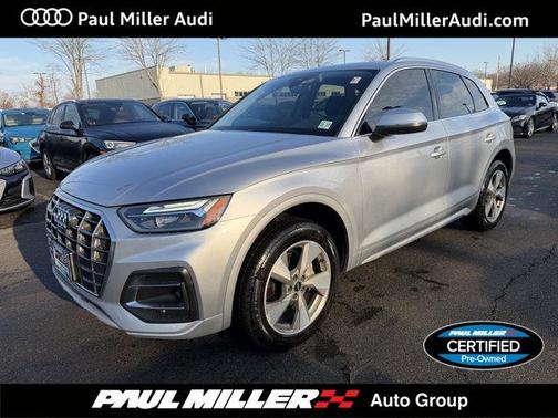 2023 Audi Q5 40 Premium Plus