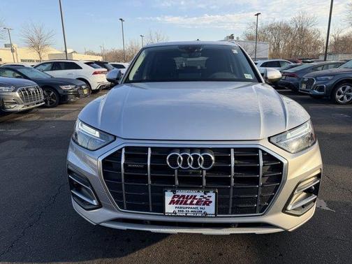 2023 Audi Q5 40 Premium Plus