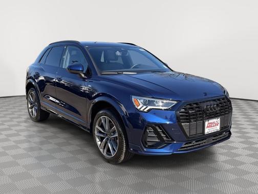 2025 Audi Q3 45 S line Premium