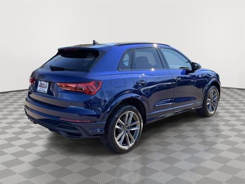 2025 Audi Q3 45 S line Premium
