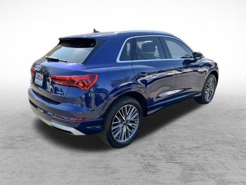 2022 Audi Q3 40 Premium