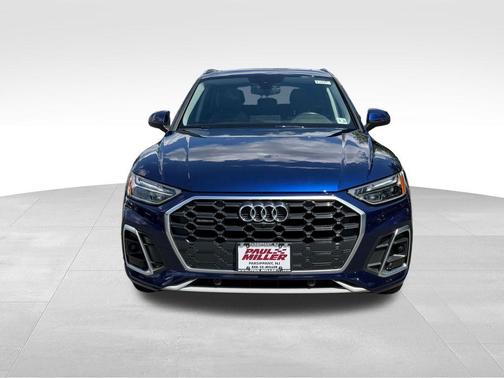 Navarra Blue Metallic 2023 Audi Q5 45 S line quattro Premium