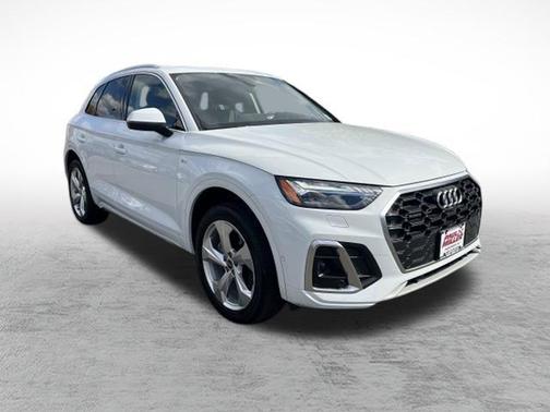 2023 Audi Q5 45 S line Prestige