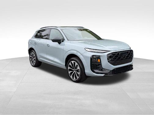 1X1X 2027 Audi Q3