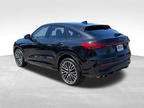 Mythos Black Metallic 2026 Audi SQ5 3.0T Premium Plus