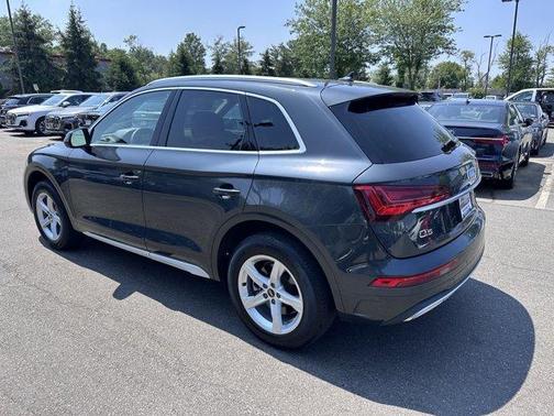 2022 Audi Q5 40 Premium