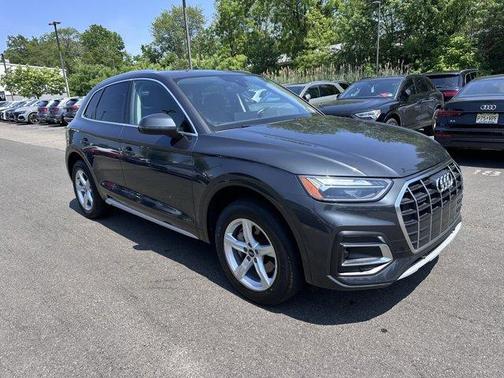 2022 Audi Q5 40 Premium