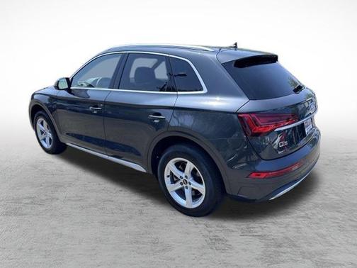 2022 Audi Q5 40 Premium