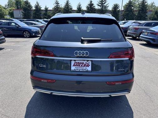2022 Audi Q5 40 Premium