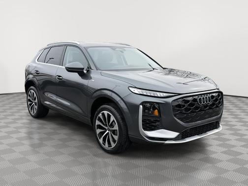 2026 Audi Q3 S line