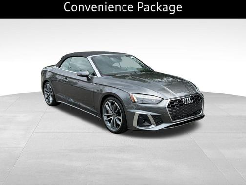 Daytona Gray Pearl Effect w/ Black Roof 2024 Audi A5 45 S line quattro Premium