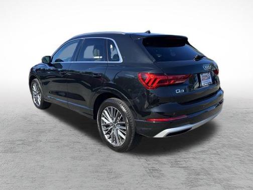 2022 Audi Q3 40 Premium