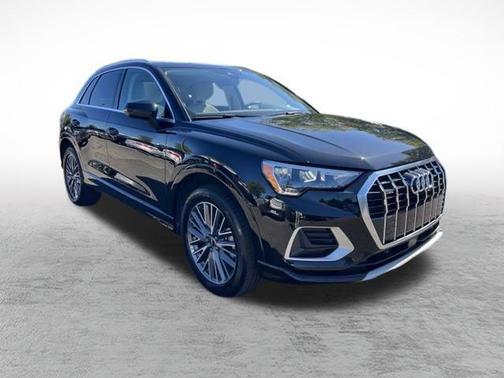 2022 Audi Q3 40 Premium