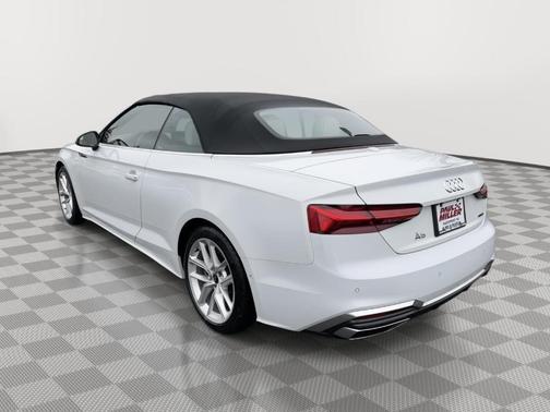 2024 Audi A5 45 S line Prestige