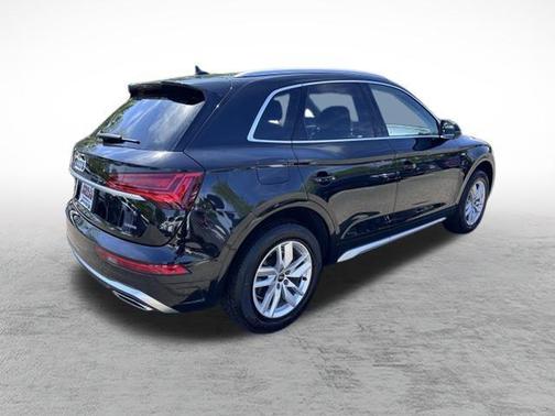 2022 Audi Q5 45 S line quattro Premium