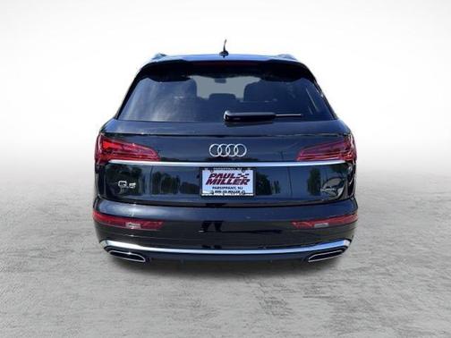 2022 Audi Q5 45 S line quattro Premium