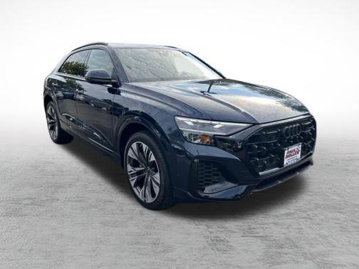 2025 Audi Q8 55 Premium