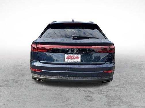 2025 Audi Q8 55 Premium