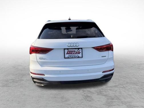 2025 Audi Q3 45 S line Premium