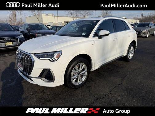 2025 Audi Q3 45 S line Premium